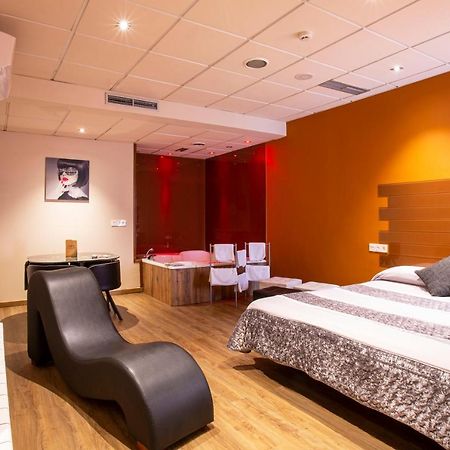 Motel Los Abedules Oviedo Exteriér fotografie