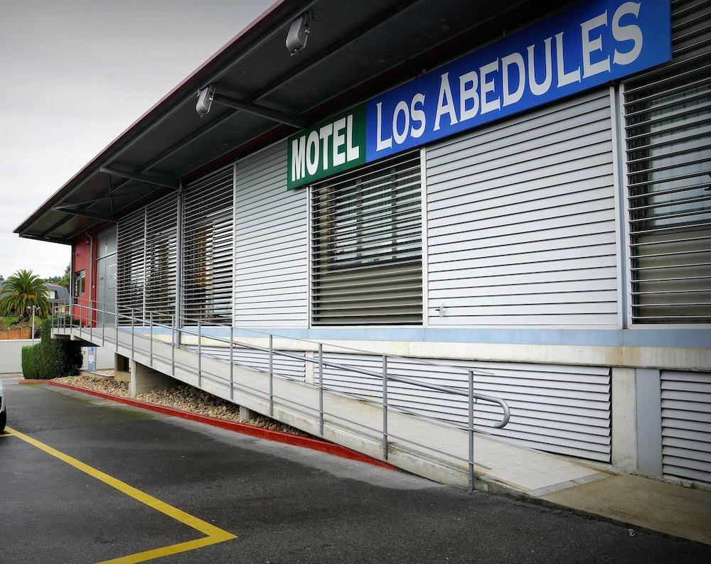 Motel Los Abedules Oviedo Exteriér fotografie