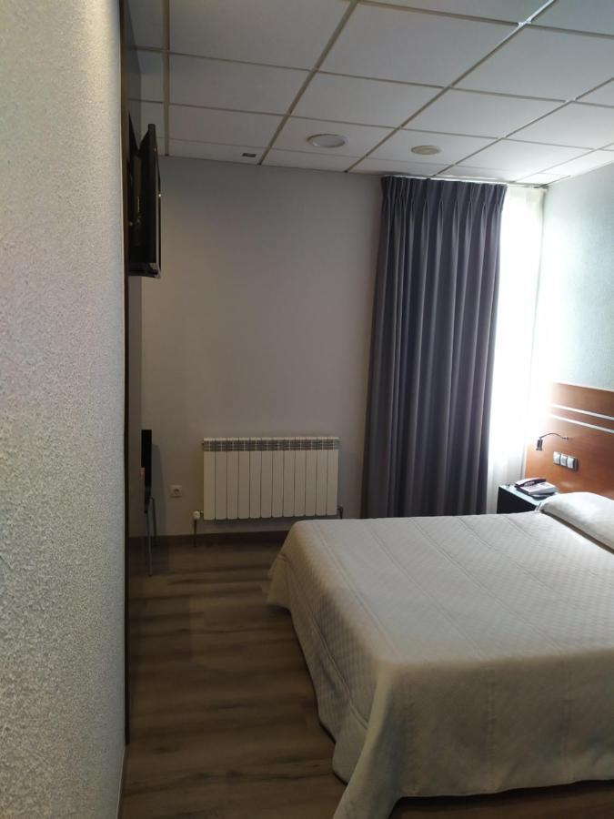 Motel Los Abedules Oviedo Exteriér fotografie